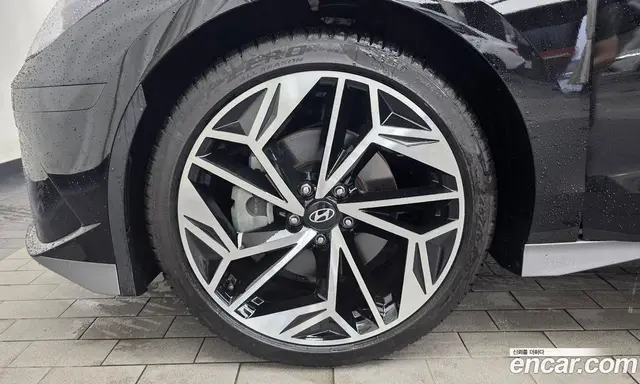 Hyundai Ioniq 6 2023 0.1 автомат (гидро), миниатюра 7