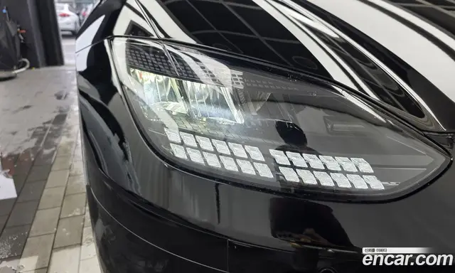 Hyundai Ioniq 6 2023 0.1 автомат (гидро), миниатюра 8