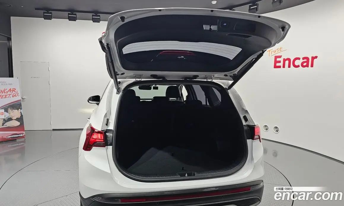 Hyundai Santa Fe 2022 2.5 автомат (гидро), фото 33