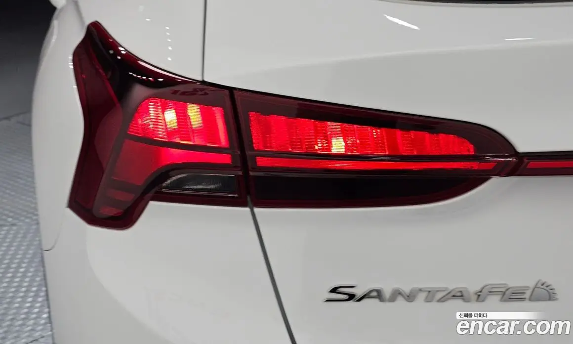 Hyundai Santa Fe 2022 2.5 автомат (гидро), фото 9