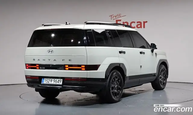Hyundai Santa Fe 2023 1.6 автомат (гидро), миниатюра 1