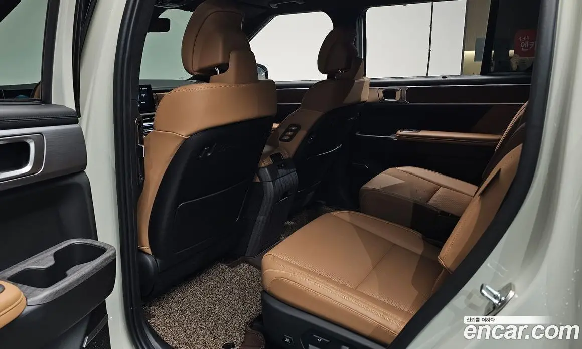 Hyundai Santa Fe 2023 1.6 автомат (гидро), фото 15