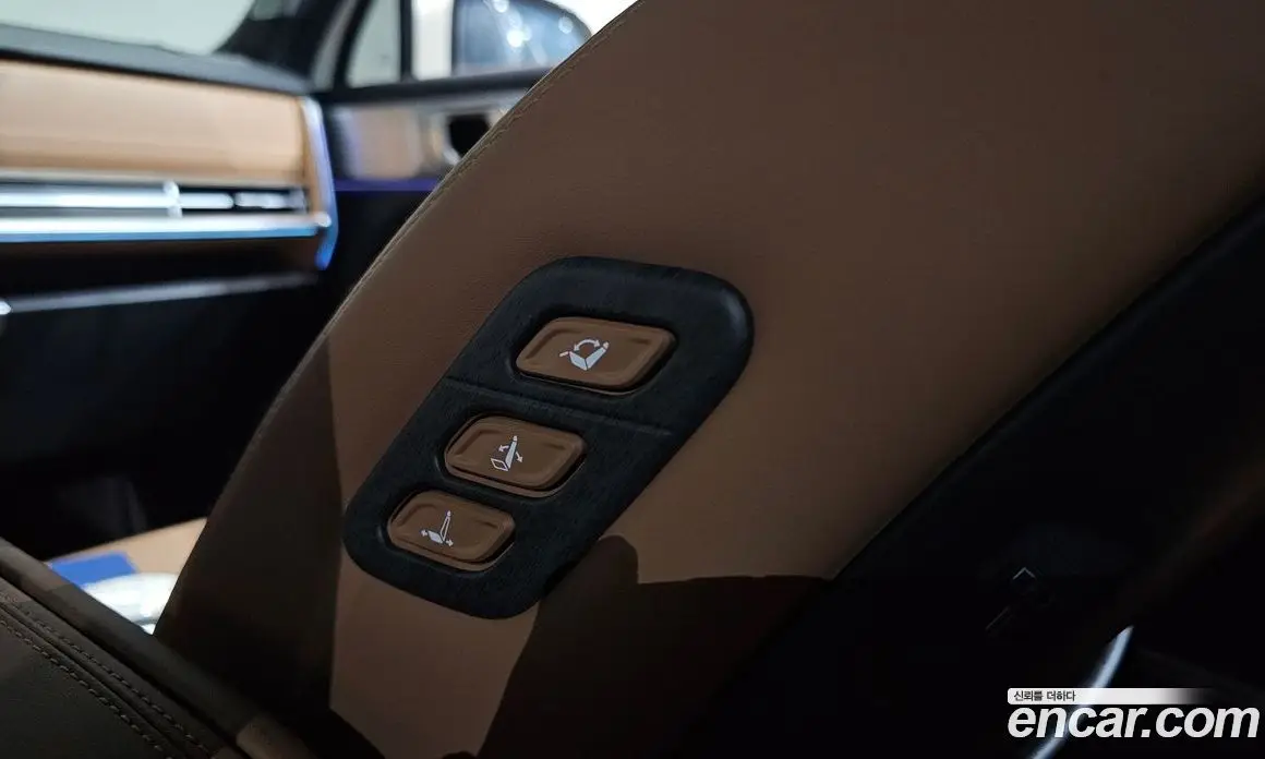 Hyundai Santa Fe 2023 1.6 автомат (гидро), фото 35