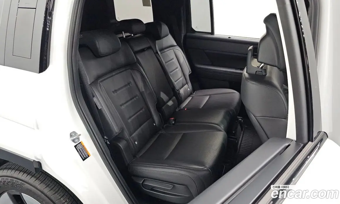 Hyundai Santa Fe 2024 1.6 автомат (гидро), фото 17
