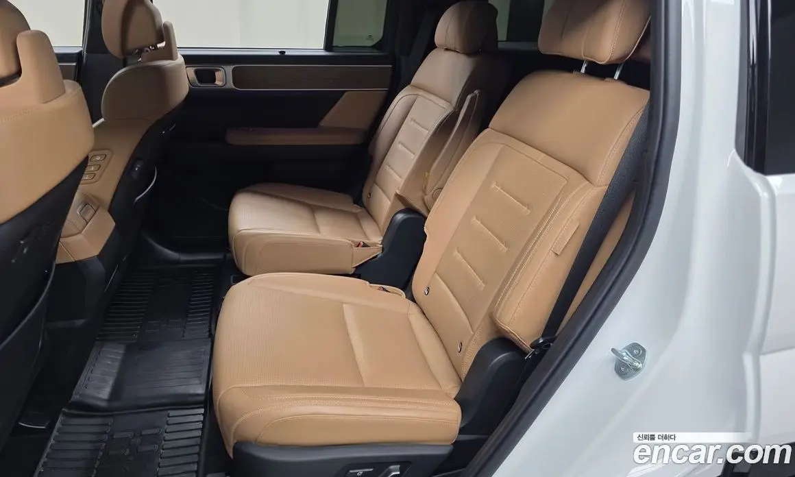 Hyundai Santa Fe 2024 1.6 автомат (гидро), фото 15