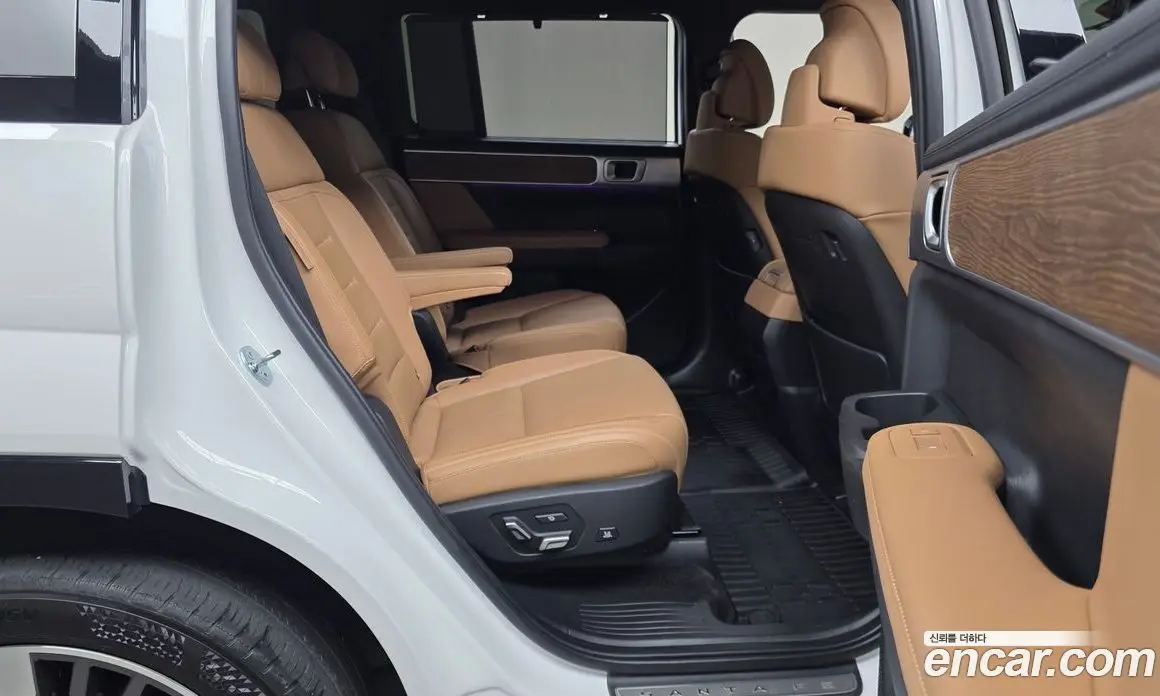 Hyundai Santa Fe 2024 1.6 автомат (гидро), фото 17