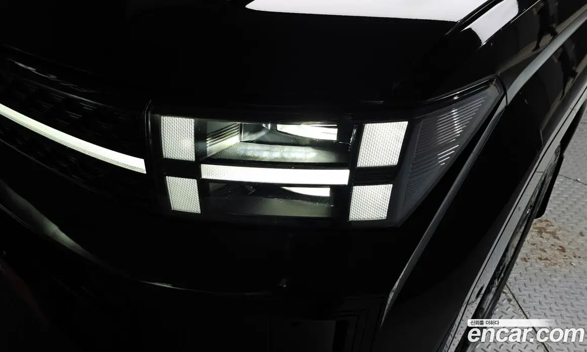 Hyundai Santa Fe 2024 1.6 автомат (гидро), фото 7