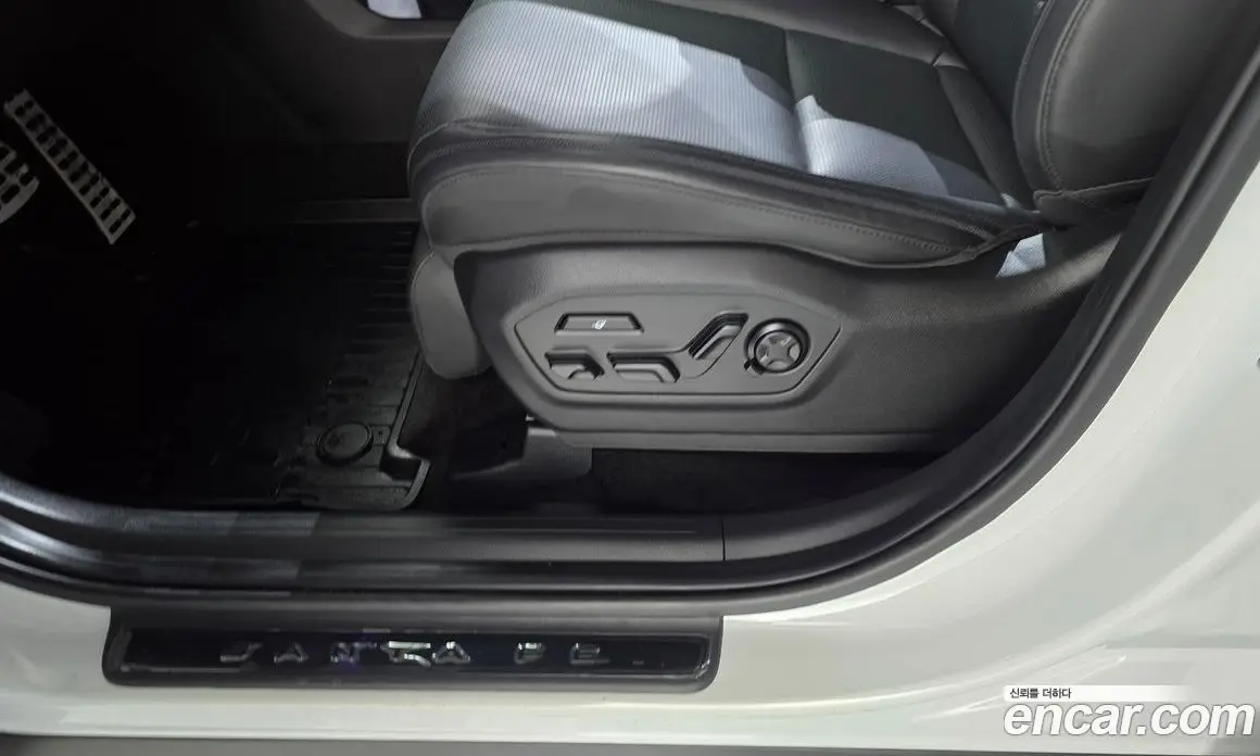 Hyundai Santa Fe 2024 1.6 автомат (гидро), фото 30