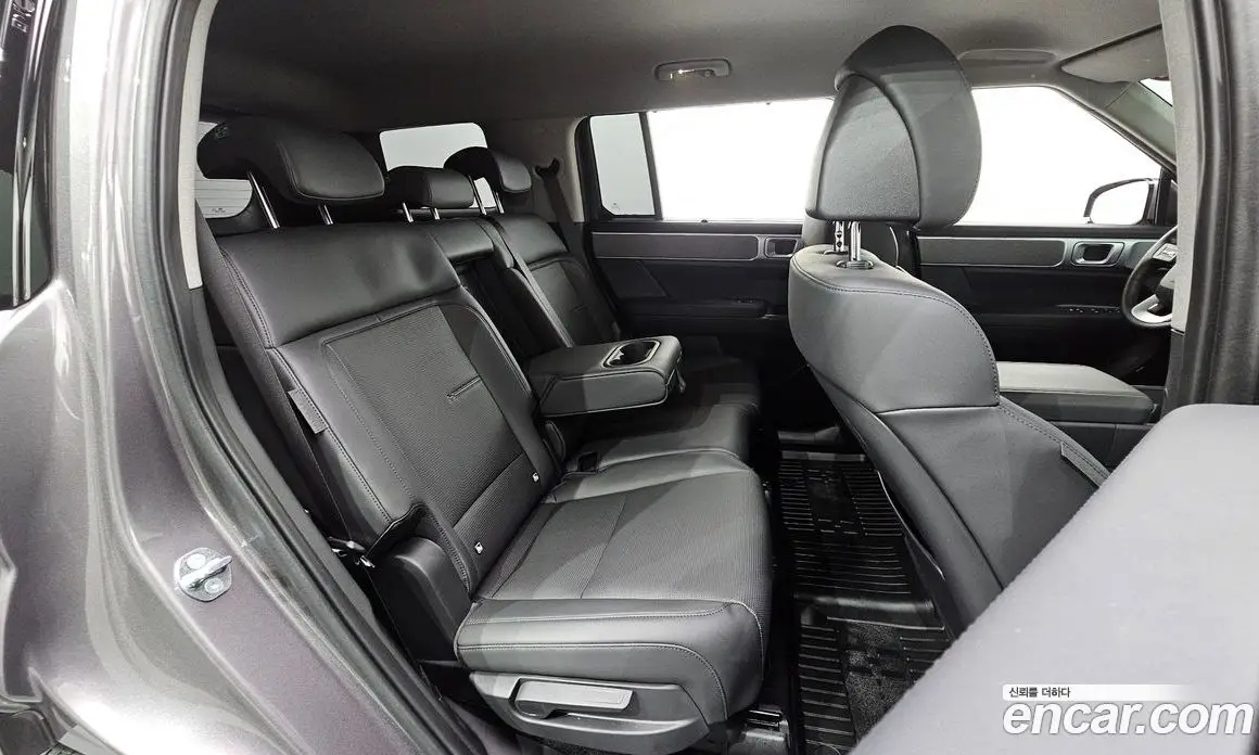 Hyundai Santa Fe 2025 2.5 автомат (гидро), фото 31