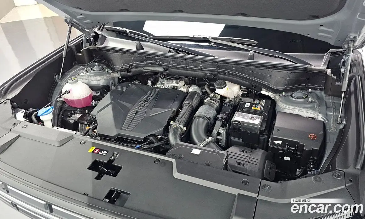 Hyundai Santa Fe 2025 2.5 автомат (гидро), фото 6