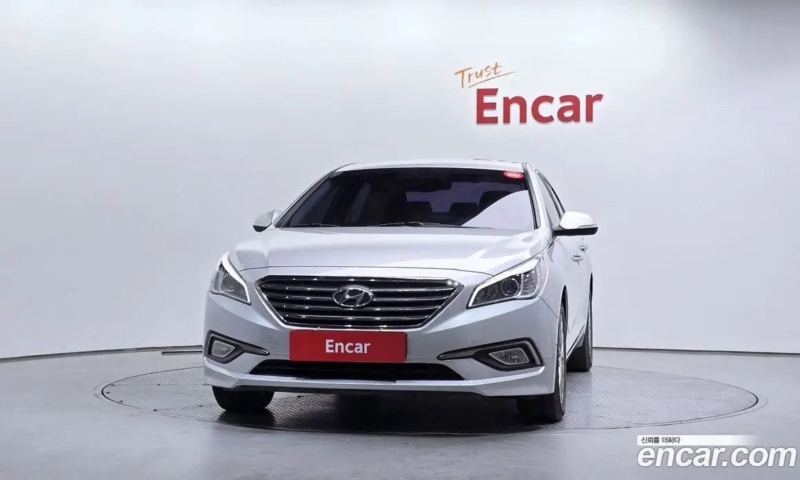 Hyundai Sonata 2014 2.0 автомат (гидро), фото 3