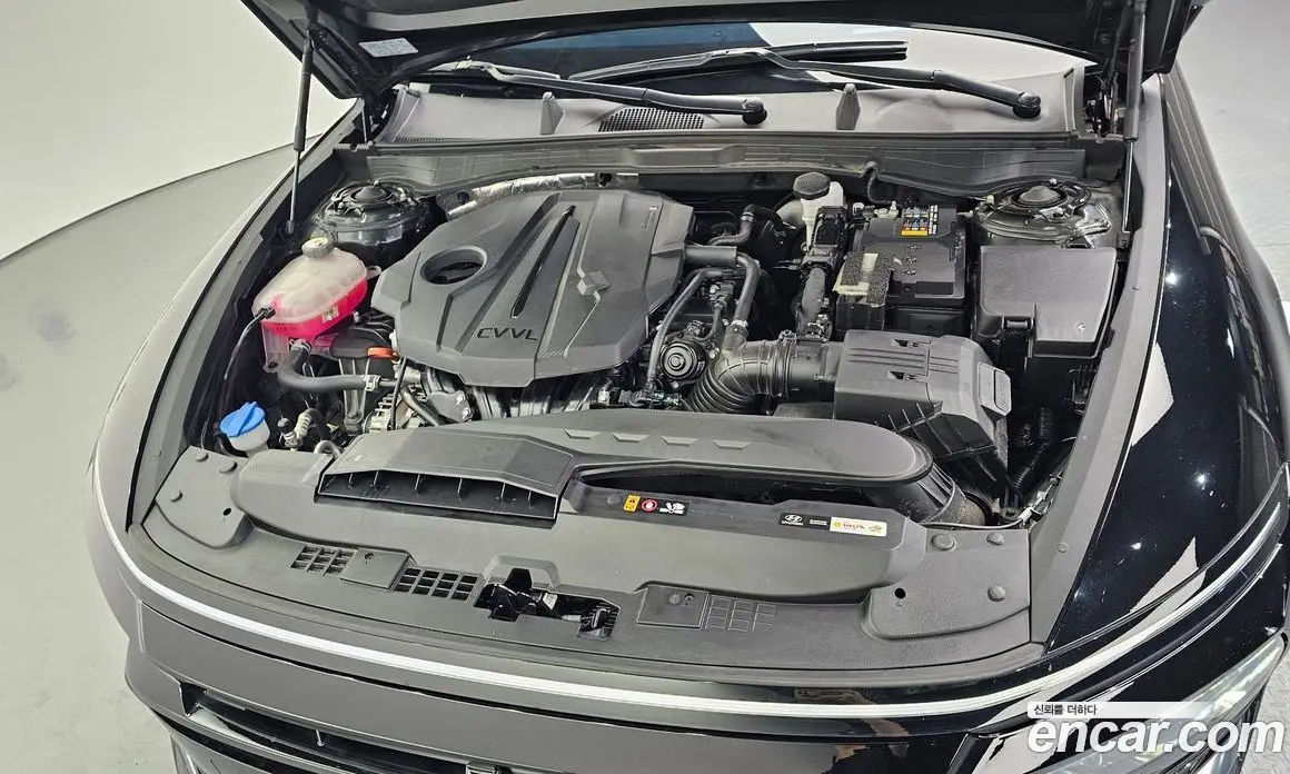 Hyundai Sonata 2023 2.0 автомат (гидро), фото 6