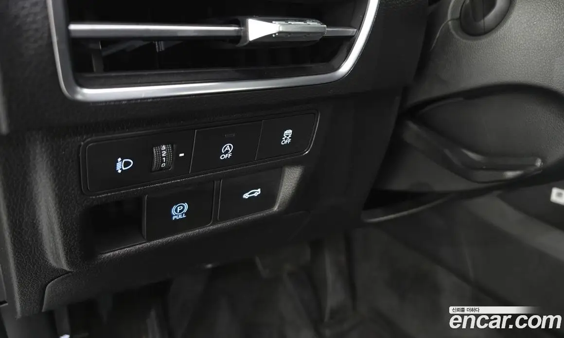 Hyundai Sonata 2024 2.0 автомат (гидро), фото 26