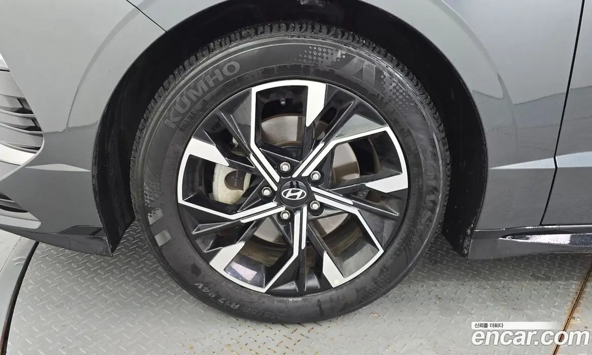 Hyundai Sonata 2024 2.0 автомат (гидро), фото 5