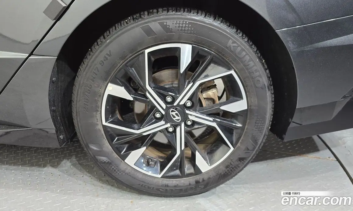 Hyundai Sonata 2024 2.0 автомат (гидро), фото 7