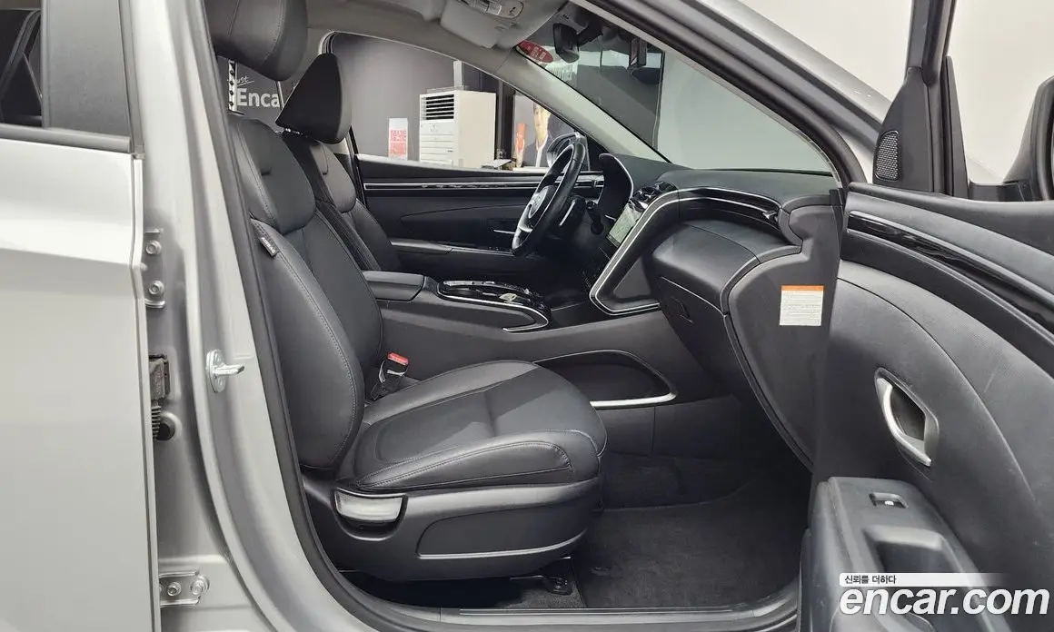 Hyundai Tucson 2023 1.6 автомат (гидро), фото 11
