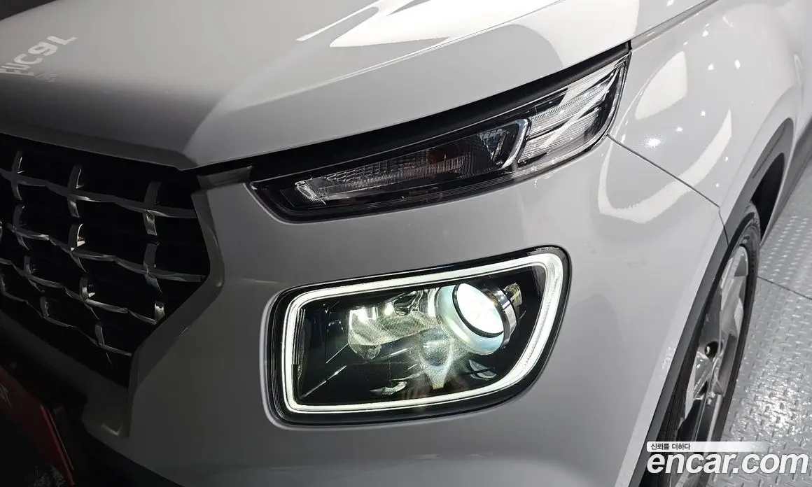 Hyundai Venue 2021 1.6 автомат (гидро), фото 8