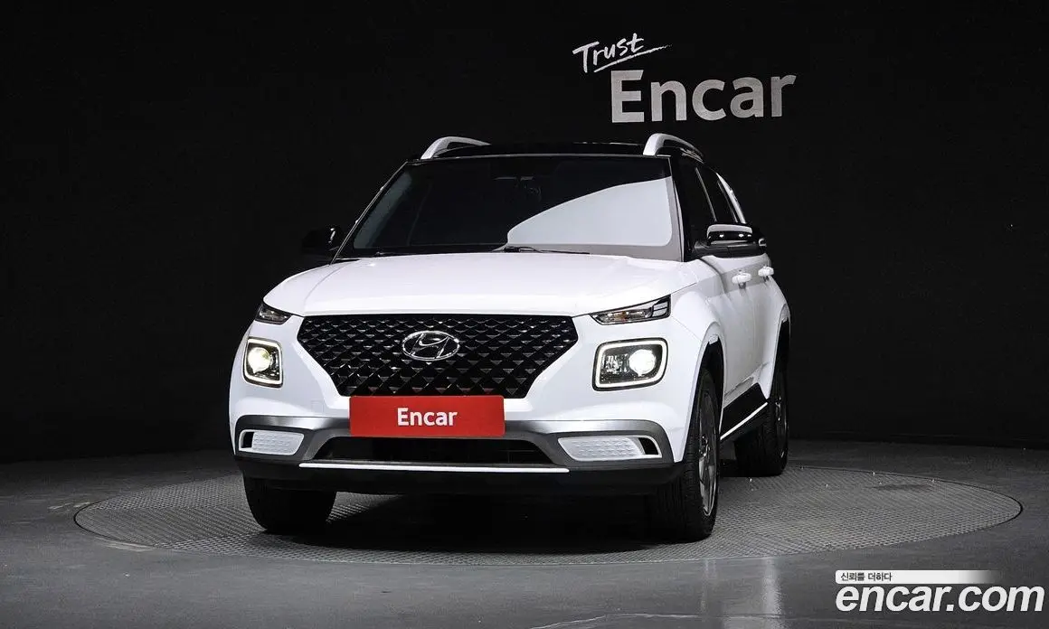 Hyundai Venue 2023 1.6 автомат (гидро), фото 3