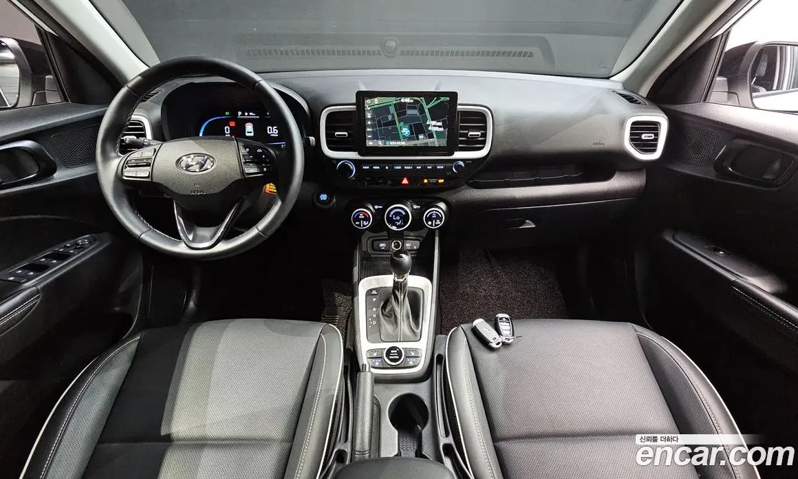 Hyundai Venue 2023 1.6 автомат (гидро), фото 7