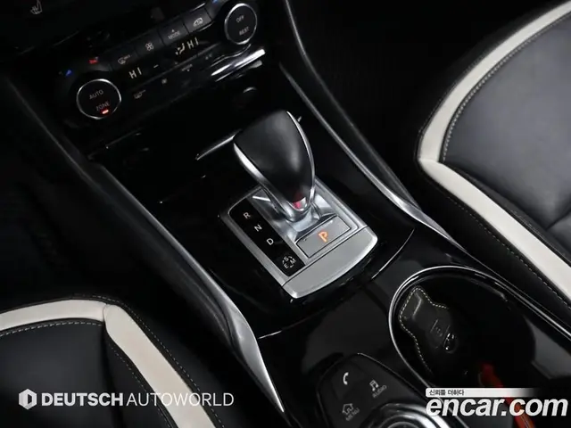 Infiniti Q30 2017 2.0 автомат (гидро), миниатюра 9