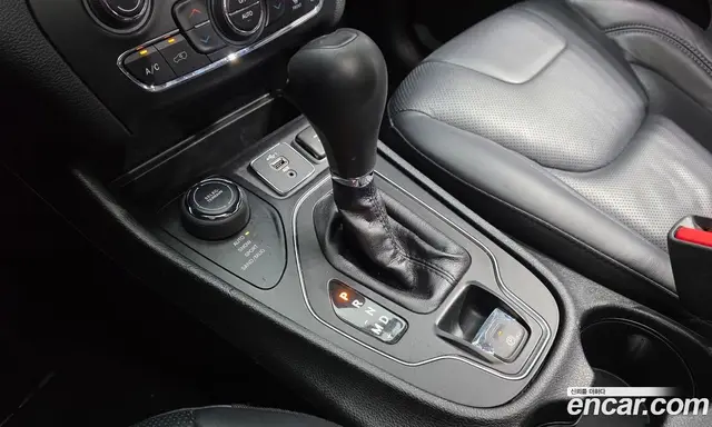 Jeep Cherokee 2019 2.4 автомат (гидро), миниатюра 12