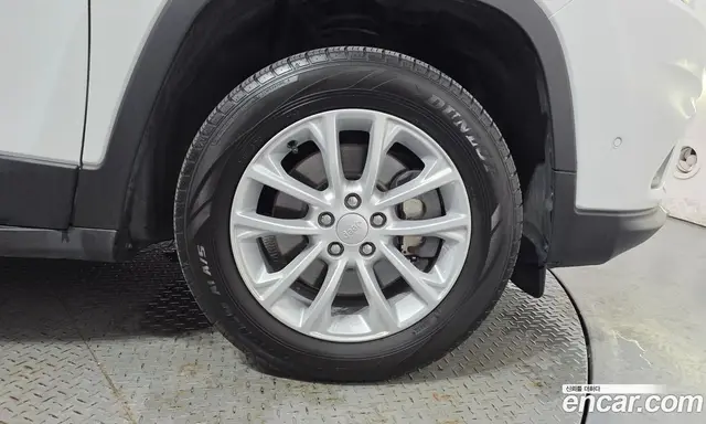 Jeep Cherokee 2019 2.4 автомат (гидро), миниатюра 7