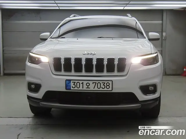 Jeep Cherokee 2021 2.4 автомат (гидро), миниатюра 2