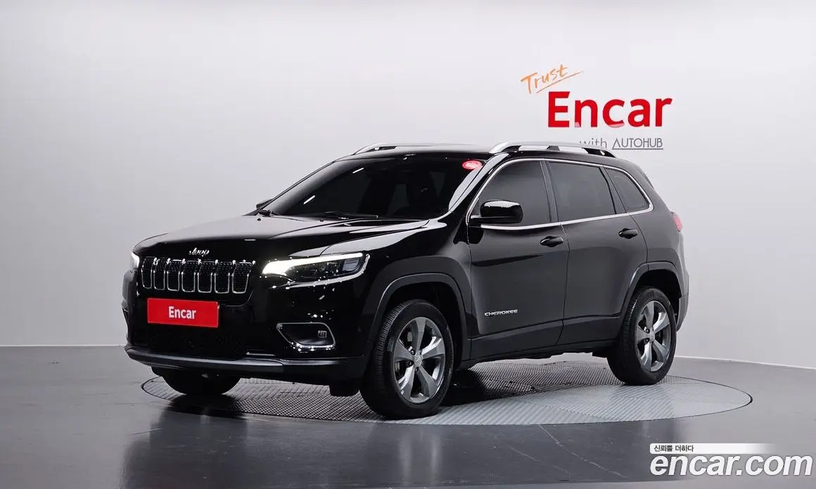 Jeep Cherokee 2021 2.4 автомат (гидро), фото 1 Jeep Cherokee 2021 2.4 автомат (гидро), фото 1