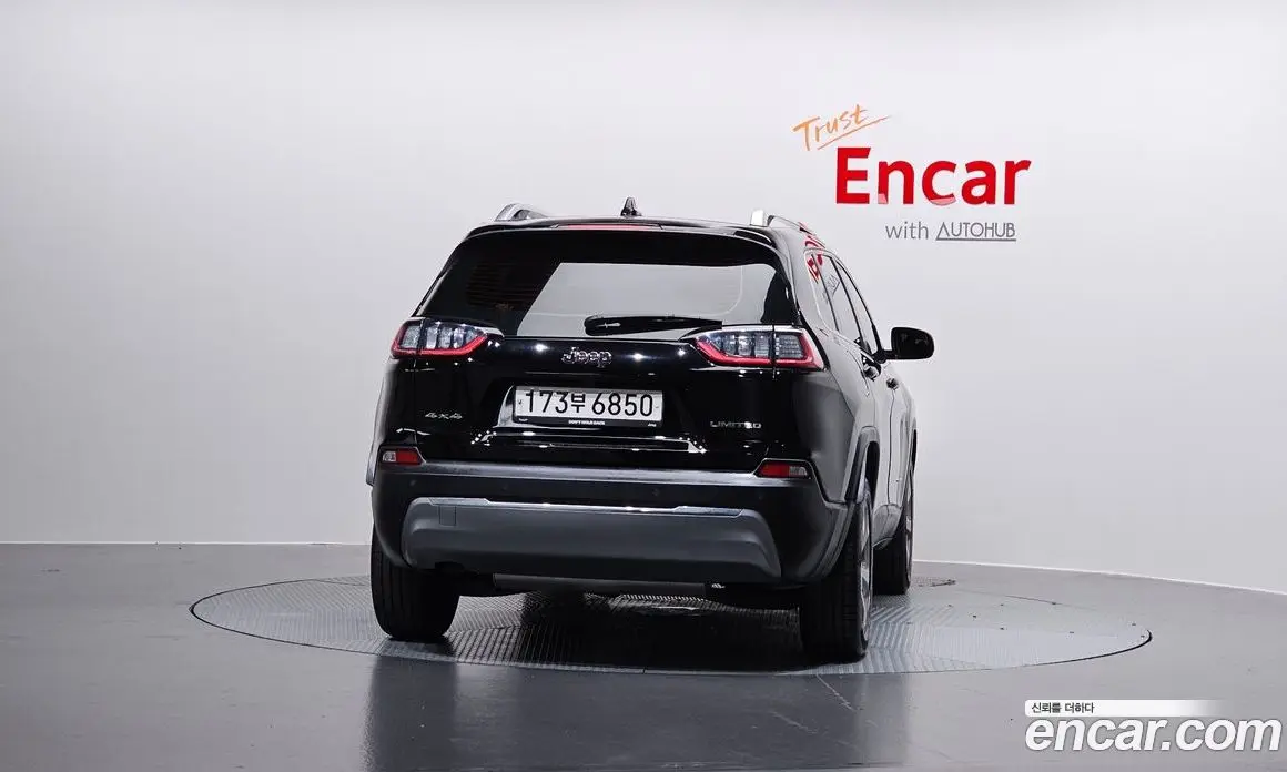 Jeep Cherokee 2021 2.4 автомат (гидро), фото 4 Jeep Cherokee 2021 2.4 автомат (гидро), фото 4
