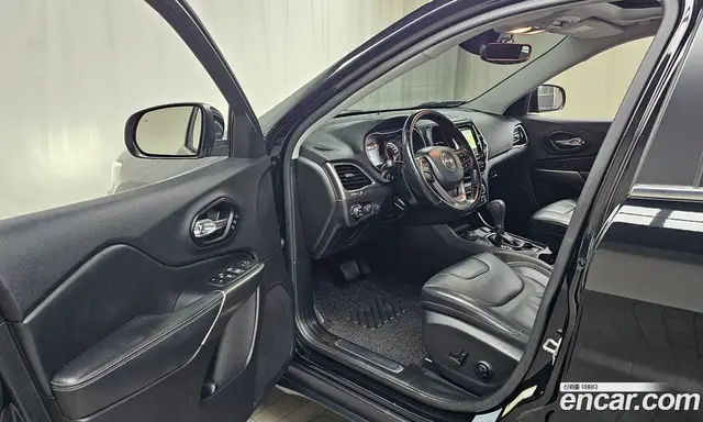 Jeep Cherokee 2021 2.4 автомат (гидро), миниатюра 10 Jeep Cherokee 2021 2.4 автомат (гидро), миниатюра 10