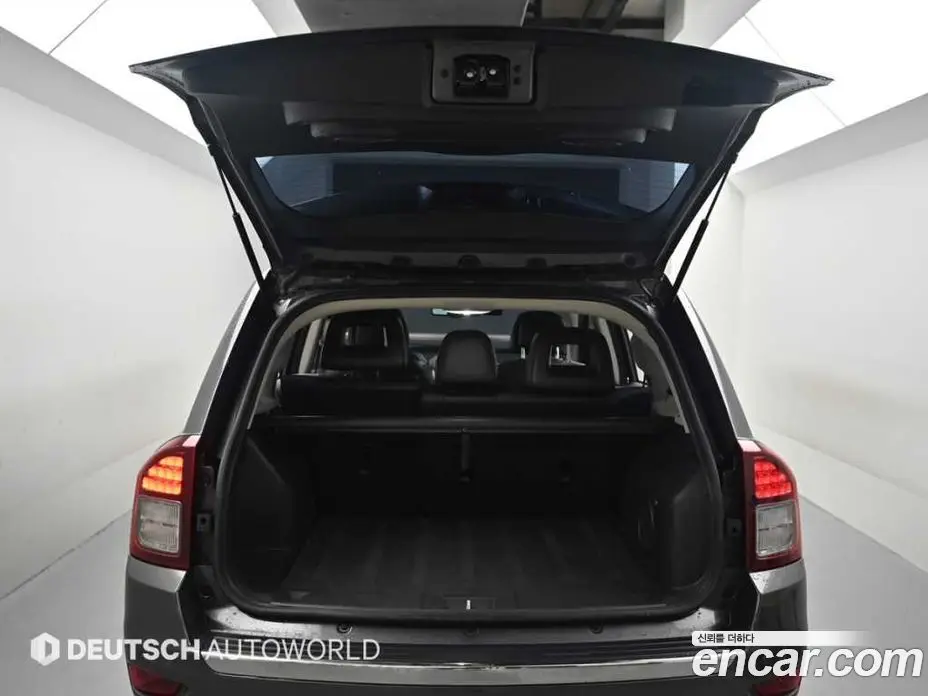 Jeep Compass 2016 2.4 автомат (гидро), фото 19