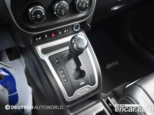 Jeep Compass 2016 2.4 автомат (гидро), миниатюра 9