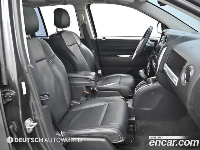 Jeep Compass 2016 2.4 автомат (гидро), миниатюра 10