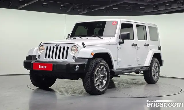 Jeep Wrangler 2014 2.8 автомат (гидро), миниатюра 1