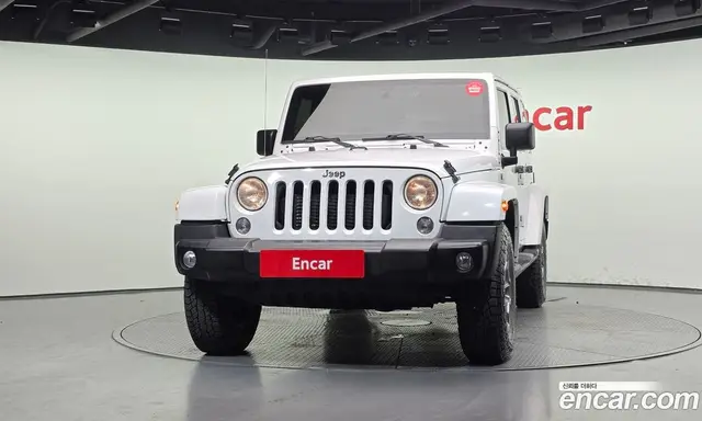 Jeep Wrangler 2014 2.8 автомат (гидро), миниатюра 3