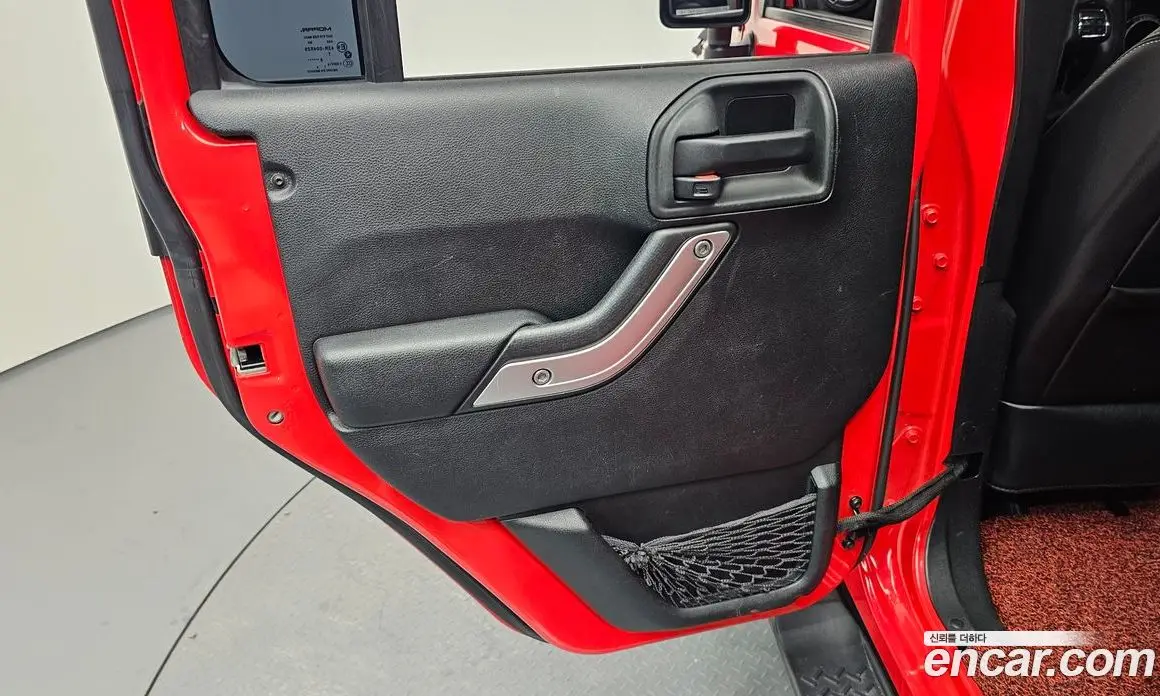 Jeep Wrangler 2015 2.8 автомат (гидро), фото 15