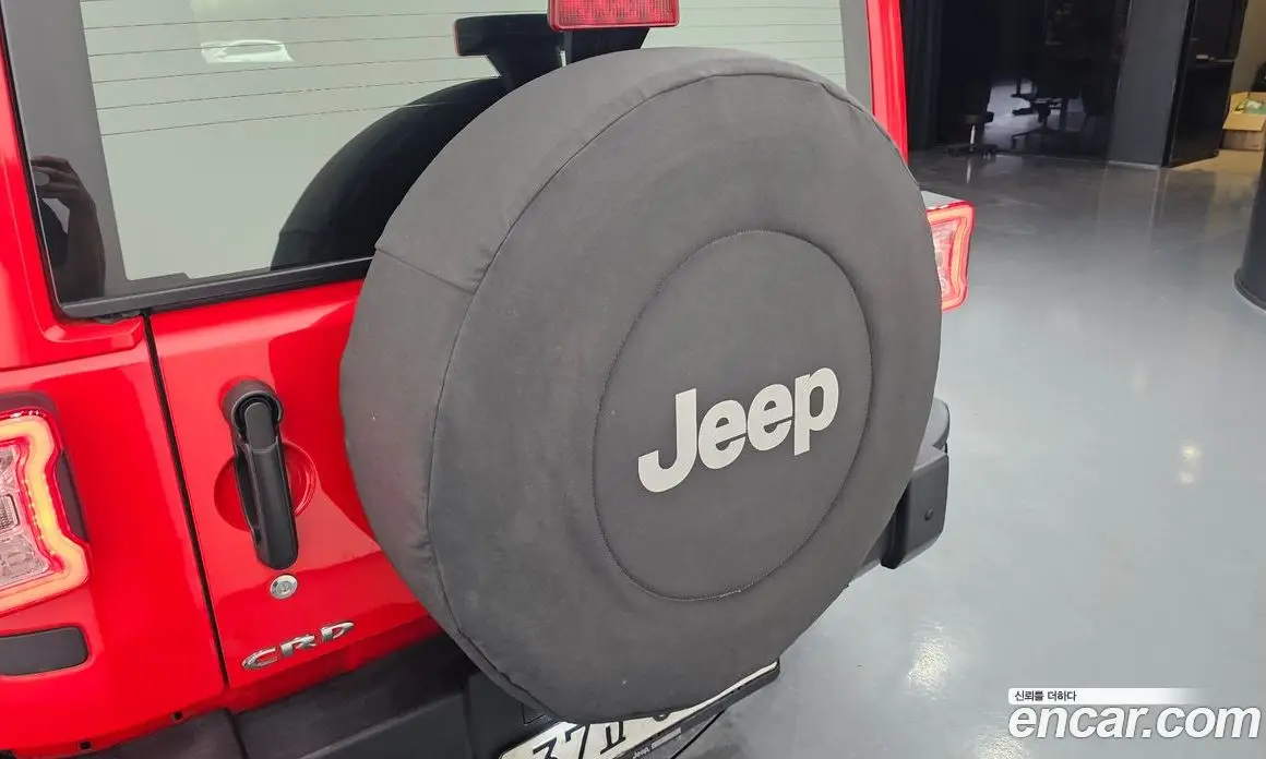 Jeep Wrangler 2015 2.8 автомат (гидро), фото 30