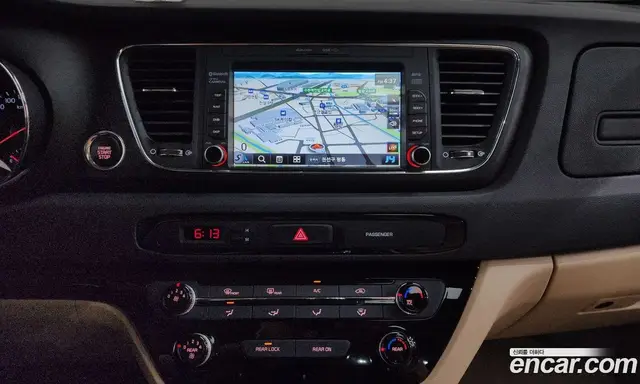 Kia Carnival 2018 2.2 автомат (гидро), миниатюра 12