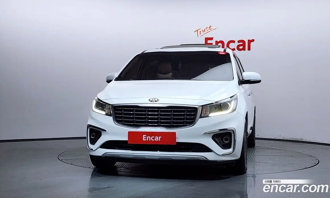 Kia Carnival 2018 2.2 автомат (гидро), фото 3