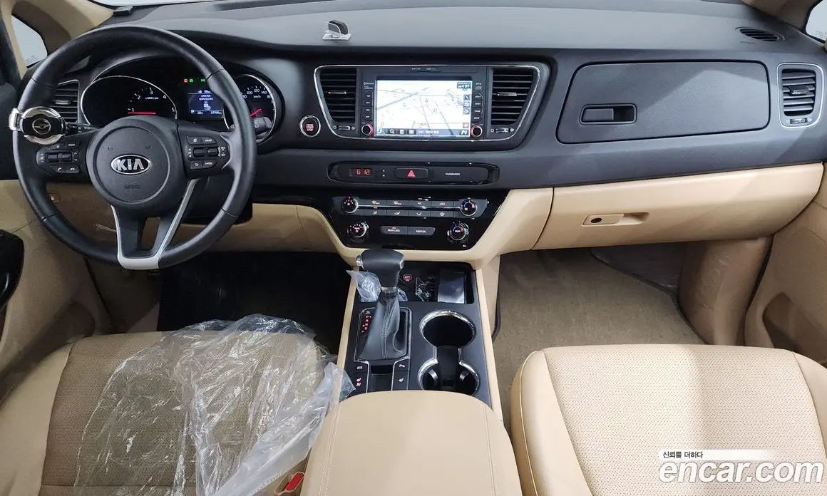 Kia Carnival 2018 2.2 автомат (гидро), фото 7