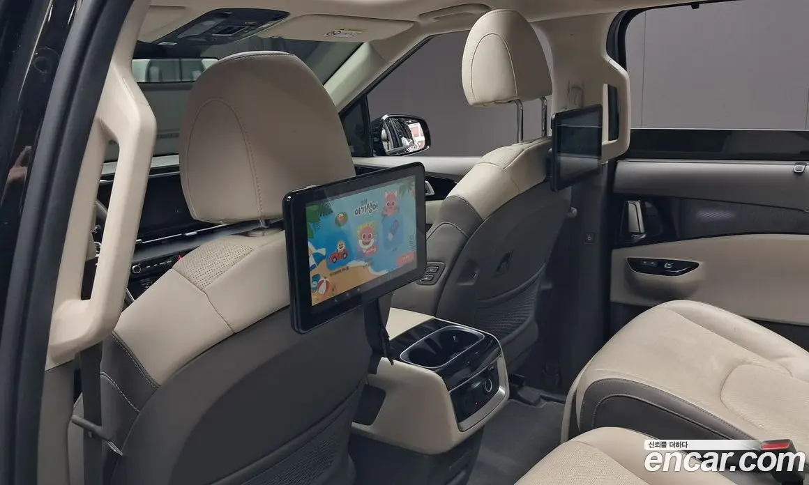 Kia Carnival 2021 2.2 автомат (гидро), фото 13