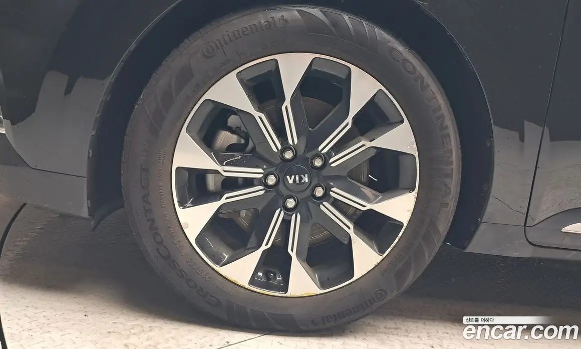 Kia Carnival 2021 2.2 автомат (гидро), фото 5
