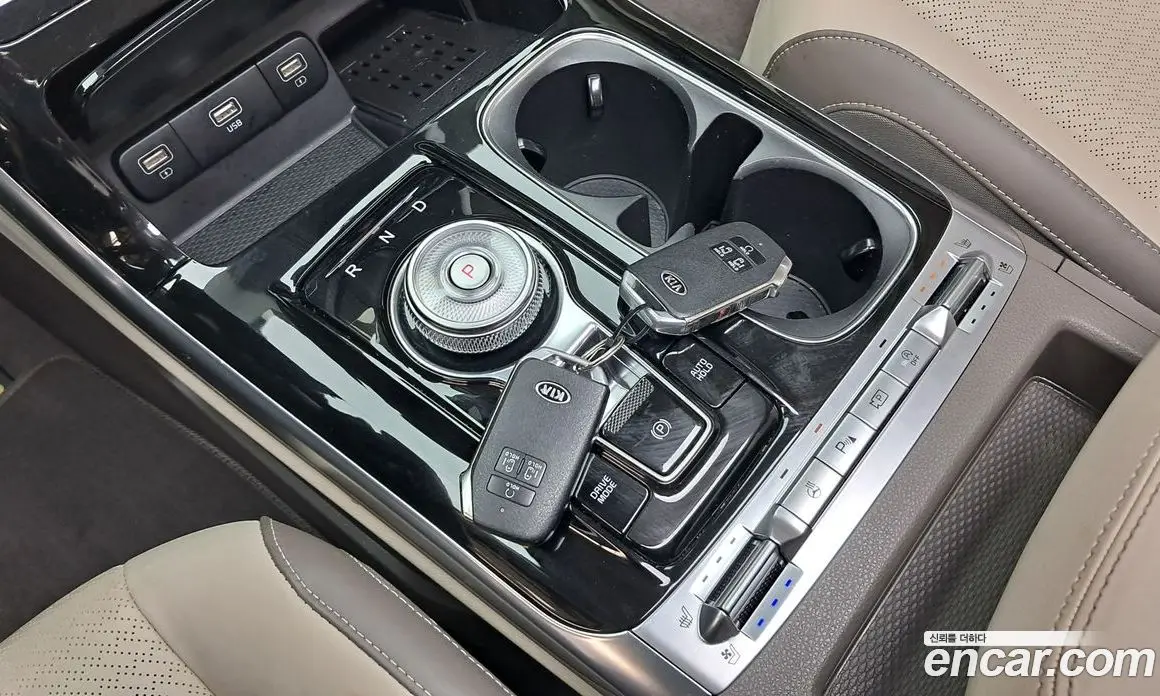 Kia Carnival 2021 2.2 автомат (гидро), фото 9