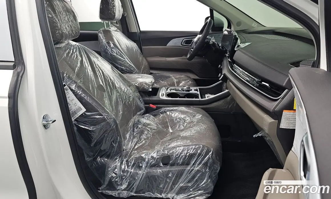 Kia Carnival 2025 1.6 автомат (гидро), фото 15