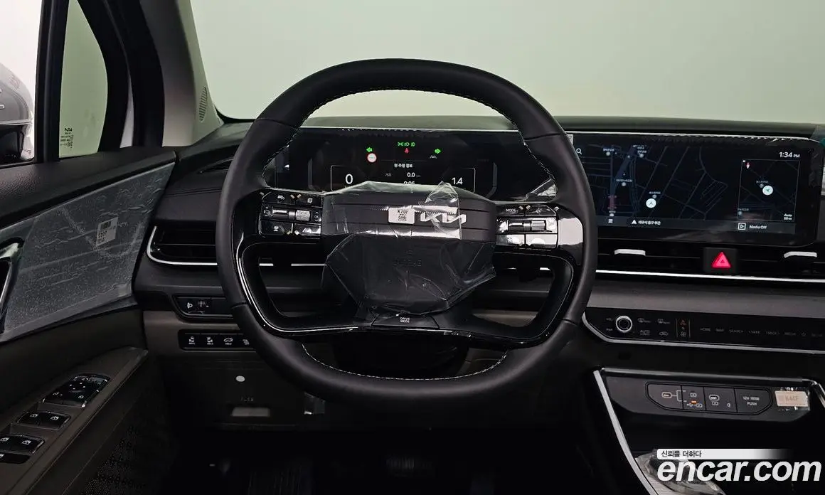 Kia Carnival 2025 1.6 автомат (гидро), фото 18