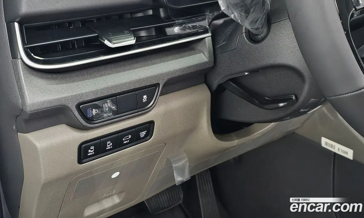 Kia Carnival 2025 1.6 автомат (гидро), фото 22