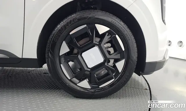 Kia Carnival 2025 1.6 автомат (гидро), миниатюра 6