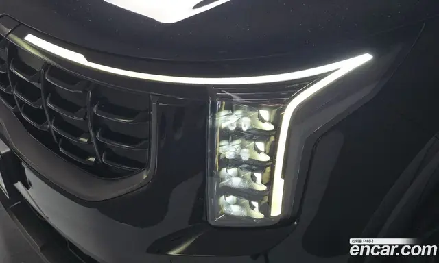 Kia Carnival 2025 2.2 автомат (гидро), миниатюра 8