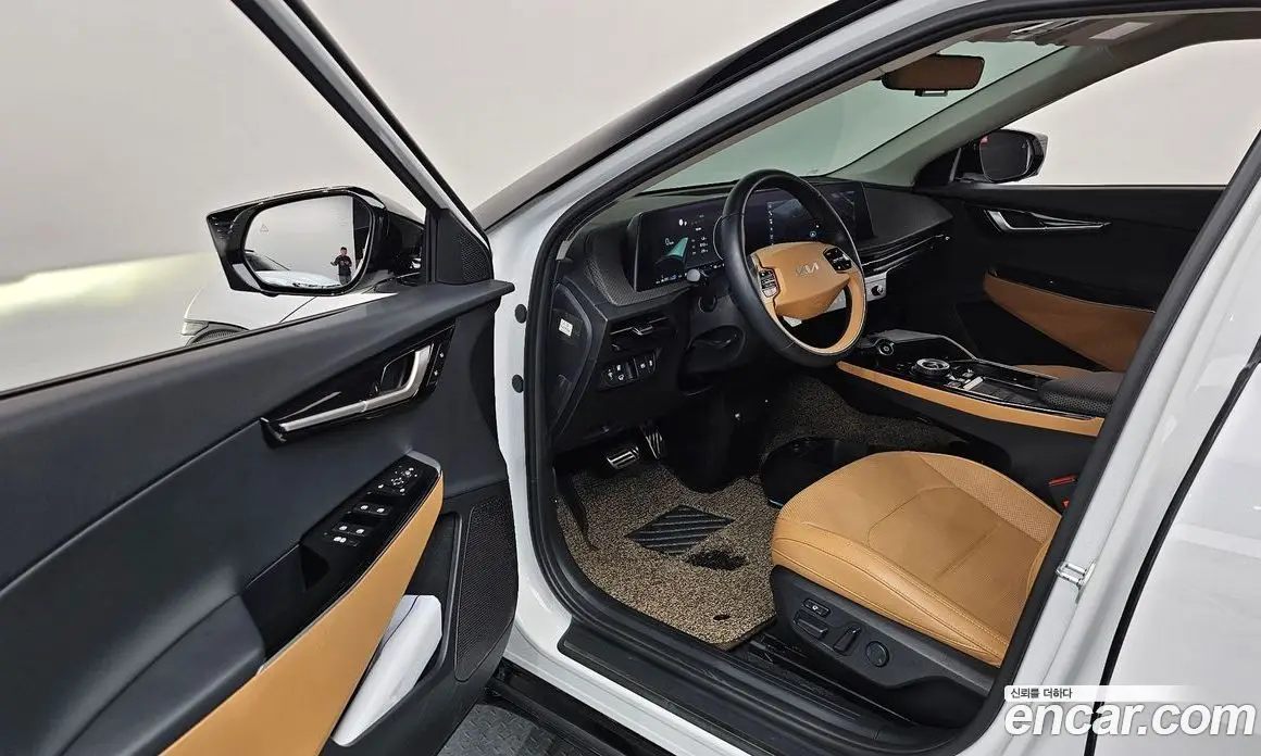 Kia EV6 2024 0.1 автомат (гидро), фото 13