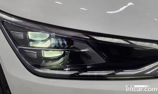 Kia EV6 2024 0.1 автомат (гидро), миниатюра 8